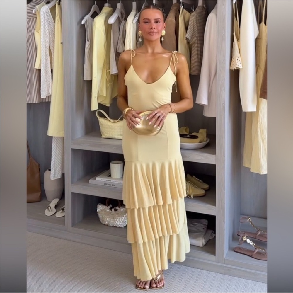 Elegant Yellow Maxi Dress